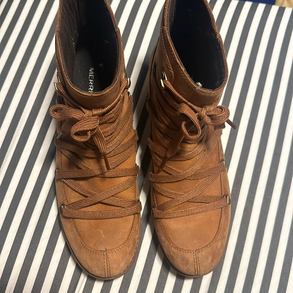 Merrell Boots. Size 10. Worn two times. Like new.